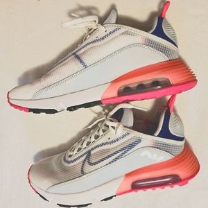 Nike 2090s worn once